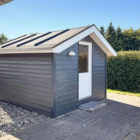 Сasa de vacaciones In With Kitchen *