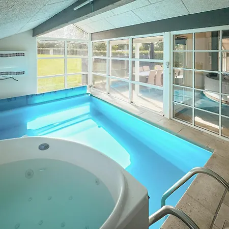 Сasa de vacaciones In With Kitchen *