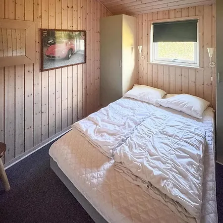 Front In With Sauna * אוטרופ
